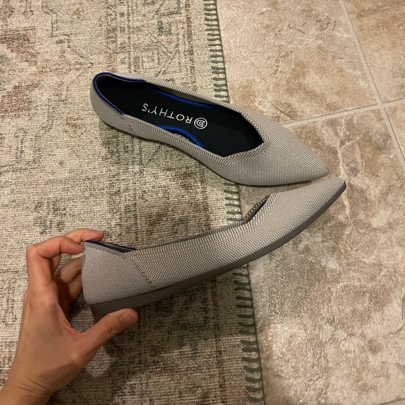 Rothys Flats Size 9 - Picture 3 of 3
